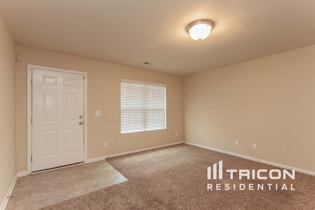 Building Photo - 4848 Magnasco Ln
