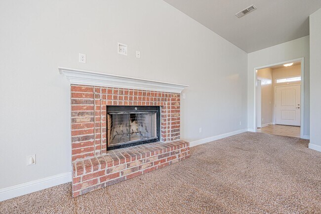Building Photo - Property For Lease in Odessa