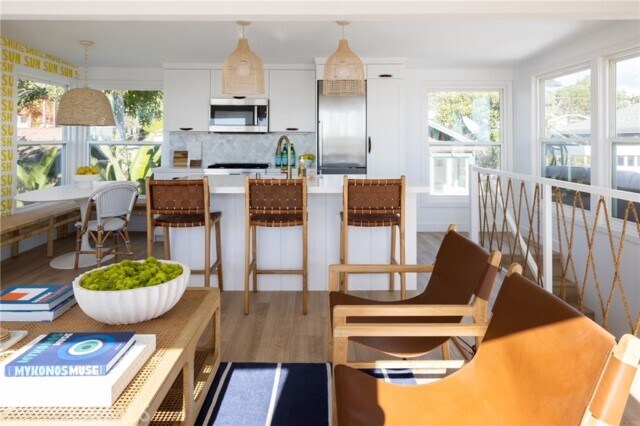 Building Photo - 267 Myrtle St