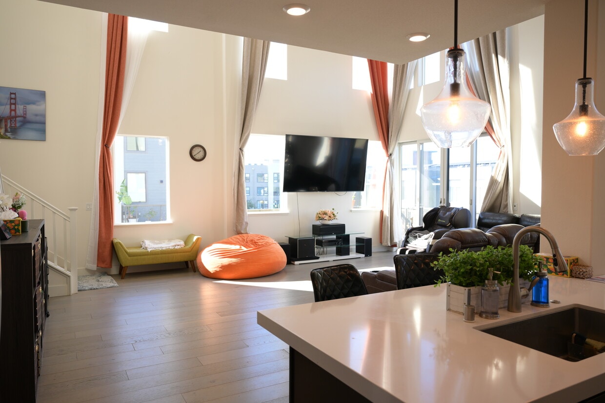 Photo - 45139 Challenge Cmn (Fremont, CA)