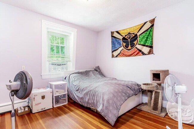 Bedroom 2 - 80 Dover St