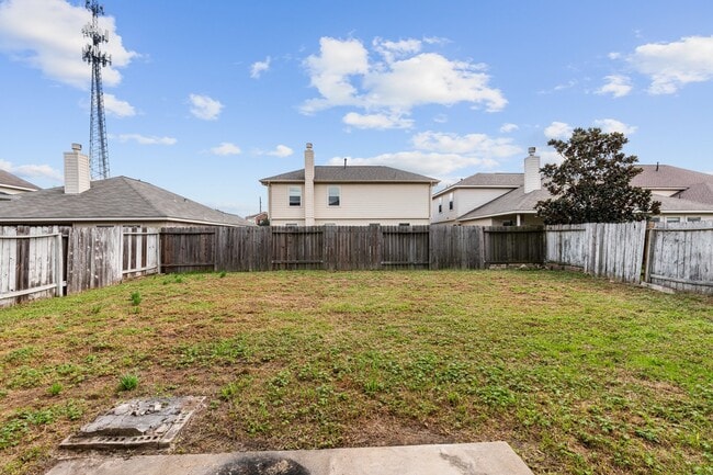 Building Photo - 3111 Holly Ranch Dr