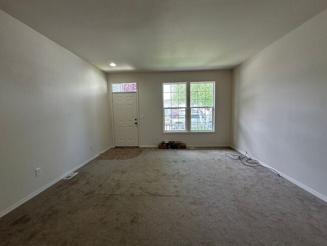 Foto del edificio - 3 bedroom 2.5 bath off Rd 100