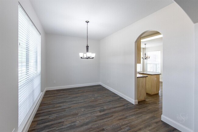 Foto del edificio - 2911 Ledgeside Ct