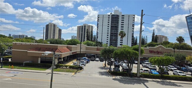 Foto del edificio - 20201 NE 29th Ct