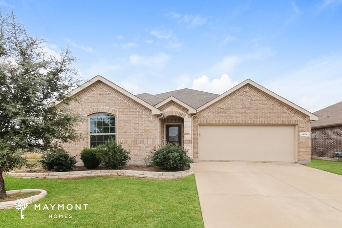 Foto principal - 803 Silverbell St