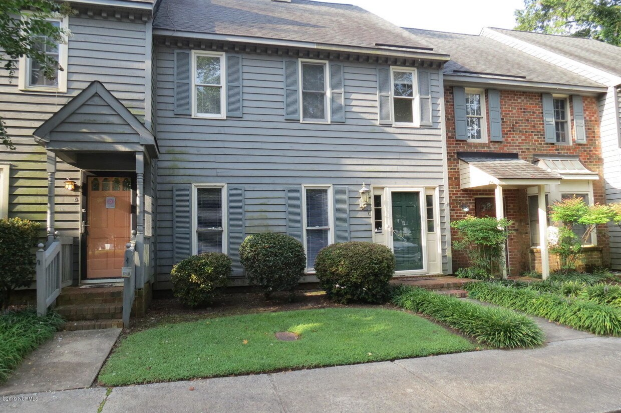 Primary Photo - 2905 Sussex St