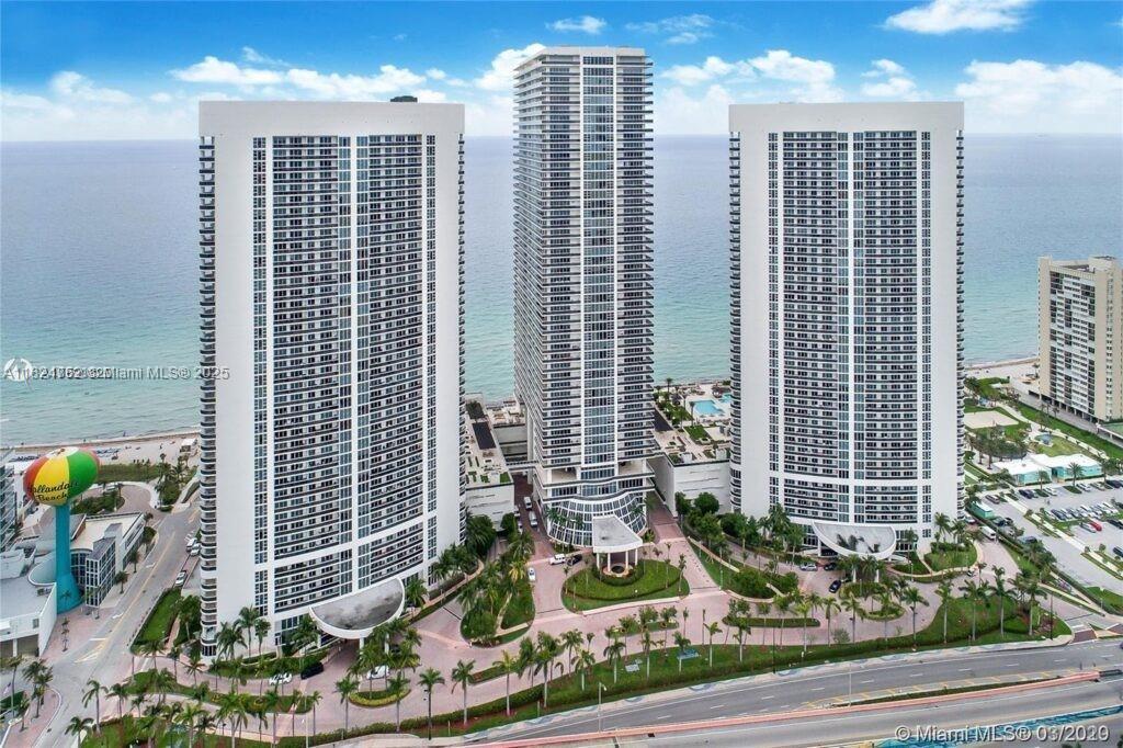 Primary Photo - 1800 S Ocean Dr