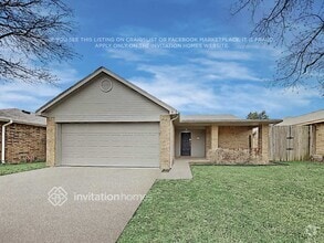 Building Photo - 300 Blueleaf Dr