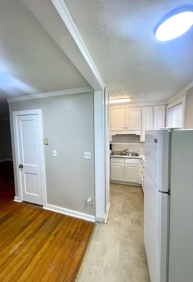 Foto del edificio - 3 Bed 2 Bath in Anniston