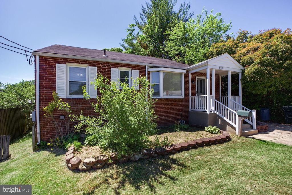 Foto principal - 5031 Laguna Rd