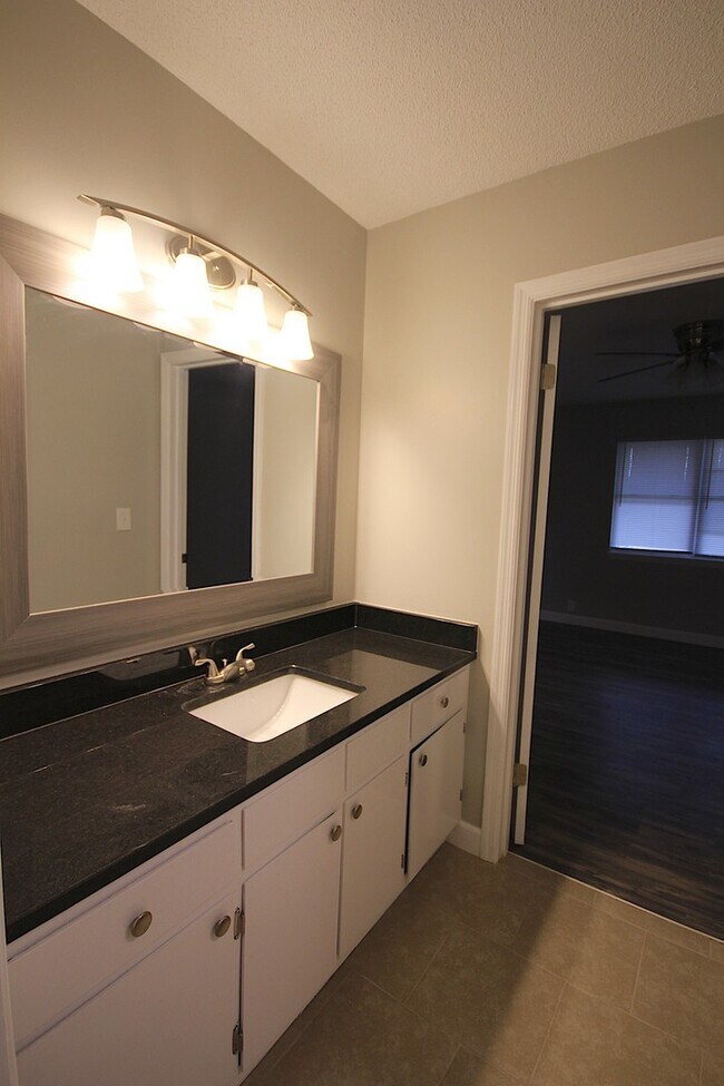 Foto del edificio - Newly Renovated Home in Fort. Oglethorpe!