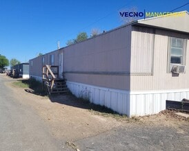 Building Photo - 3525 E Main St