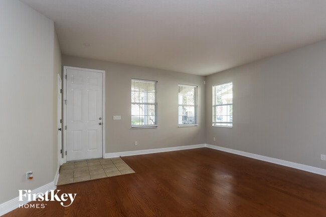 Building Photo - 7232 Bridgeview Dr