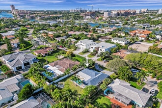 Building Photo - 280 NE Spanish Ct