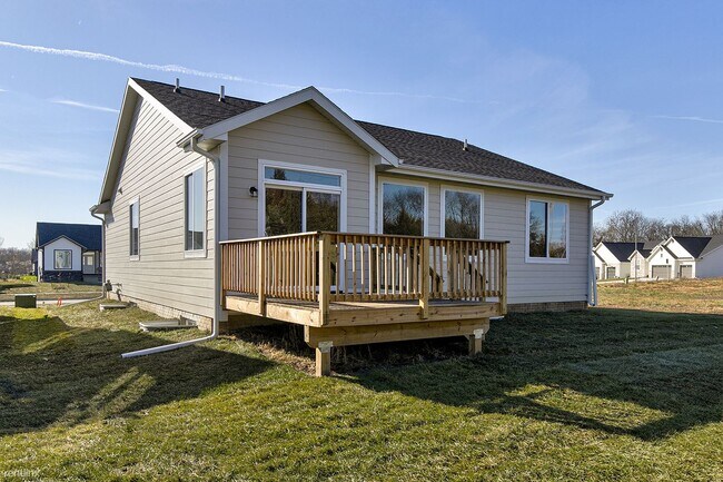 Foto del edificio - 3 br, 2.5 bath House - 529 Meadows Ct