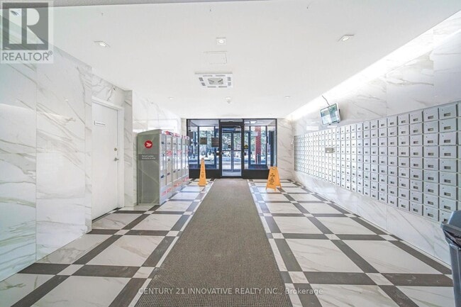 Building Photo - 100 Wingarden Ct