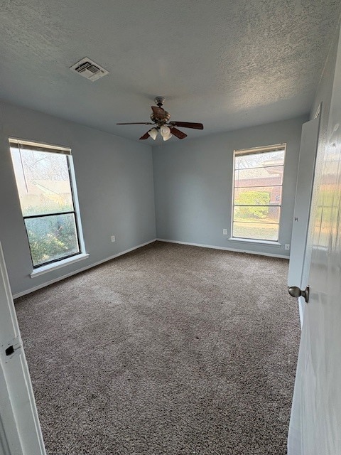 Building Photo - 3103 NE Kingsbriar Dr