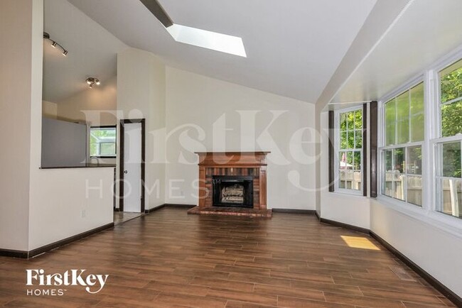 Building Photo - 202 Barrington Dr