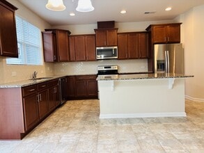 Building Photo - 1437 Salem Creek Dr