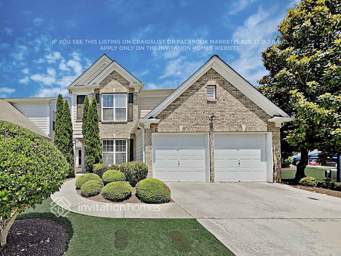 Primary Photo - 320 Balaban Cir