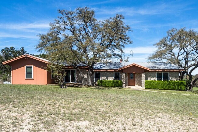 Building Photo - 206 Gatlin Creek Rd