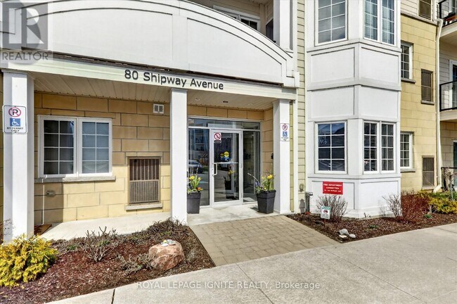 Photo du bâtiment - 80 Shipway Ave