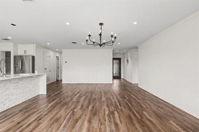 Foto del edificio - 2710 Gold Hill Dr