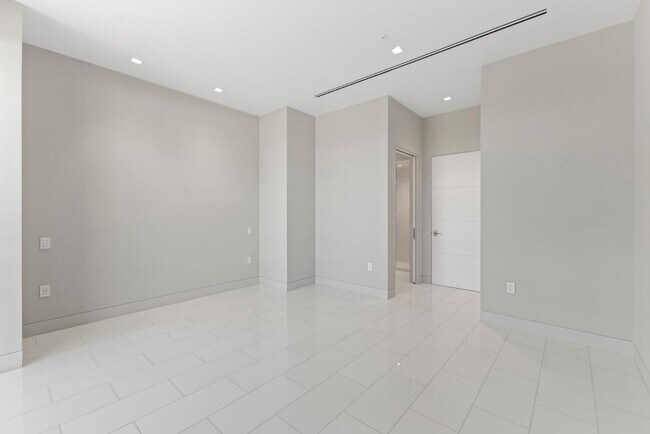Foto del edificio - 6587 N Palmeraie Blvd