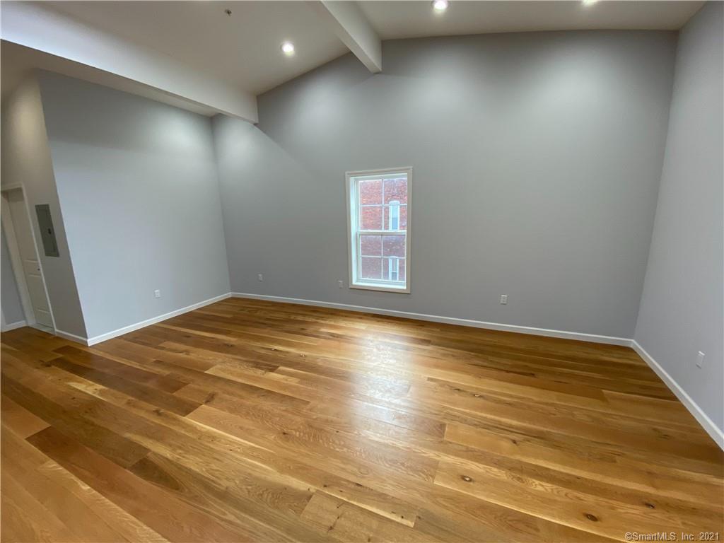 Primary Photo - 59 Dixwell Ave