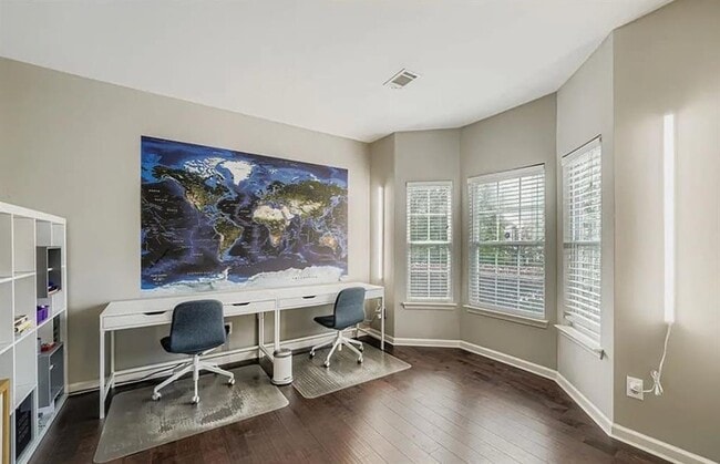 Foto del edificio - 1015 Pebble Creek Trail