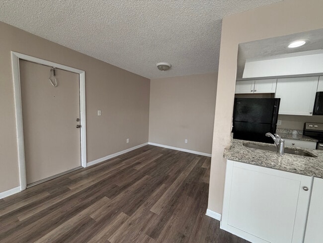 Photo - 766 NW Fork Rd Apartment