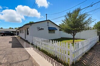 Building Photo - 1713 N 31st Pl