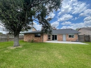 Building Photo - 2726 Mesquite Dr