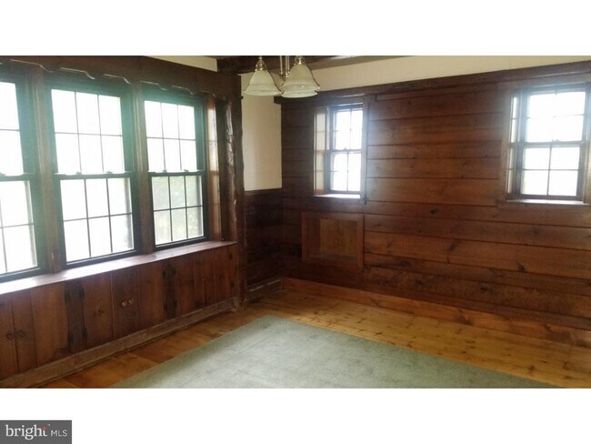 Foto del edificio - 1371 Old Airport Rd