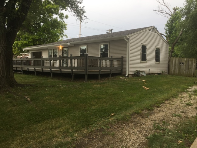 Building Photo - 13808 12th St