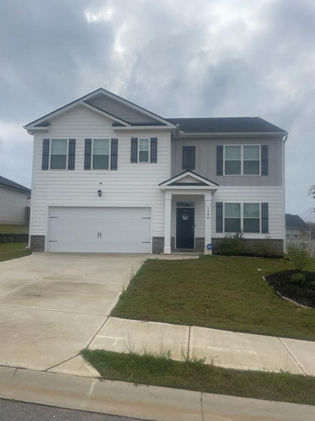 Building Photo - LIKE NEW HOME-NEIGHBORHOOD POOL, PICKLEBALL, CABANA,WALKING TRAILS