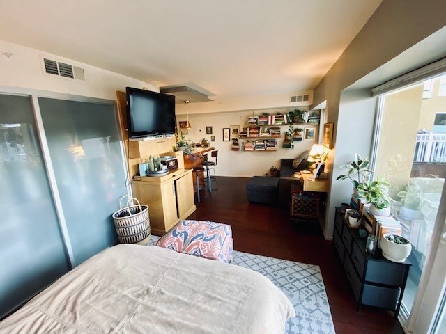 Foto del edificio - 255 N Sierra St