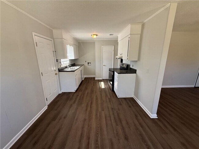 Foto del edificio - 451 Erie St