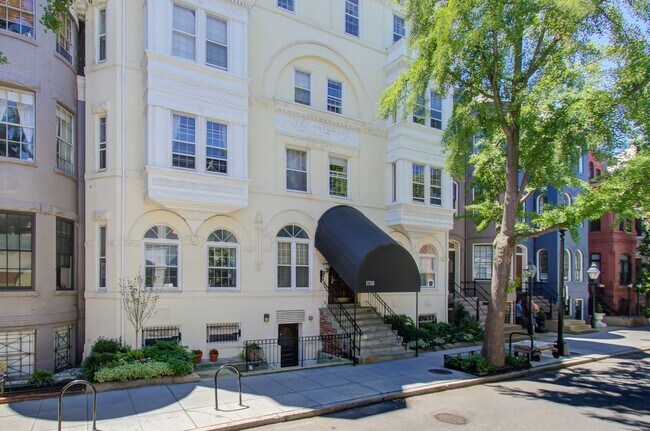 The Analoston - 1718 Corcoran St NW