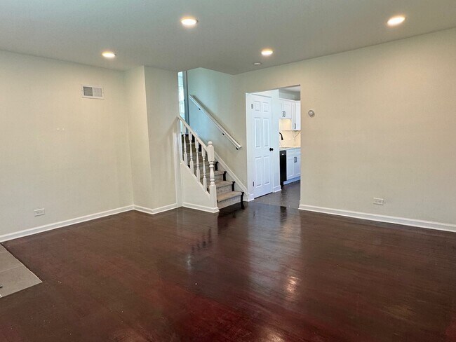 Foto del edificio - 860 Spring Rd