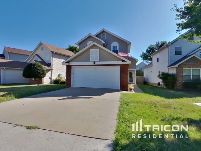 Building Photo - 802 Bexhill Ct N