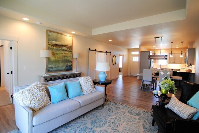 Foto del edificio - 1712/1714 Danny Boy Lane