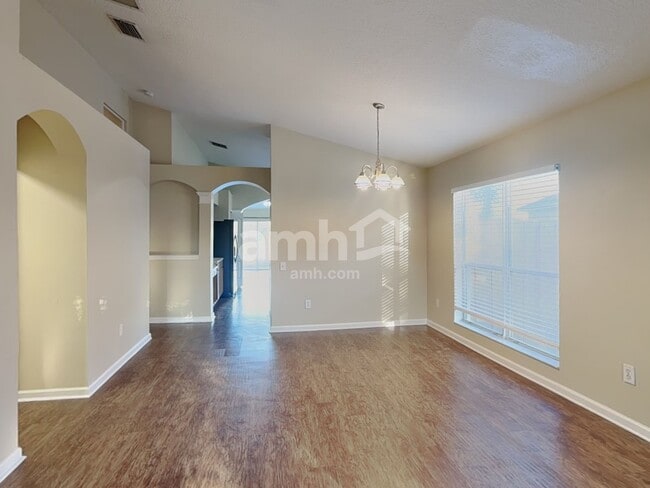 Building Photo - 13136 Early Run Ln