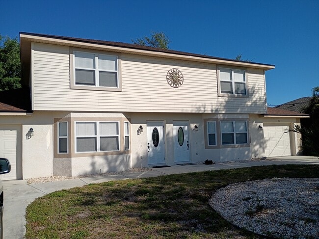 Building Photo - 512 Sweetwater Dr