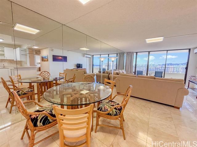 Building Photo - 2240 Kuhio Ave.