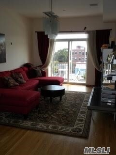 Foto del edificio - 279 Prospect Ave
