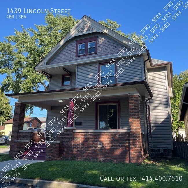 Building Photo - MUST SEE! Incredible updated 4 bedroom hom...