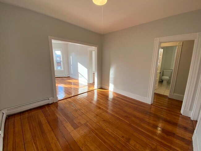 Foto del edificio - 632 Dorchester Ave