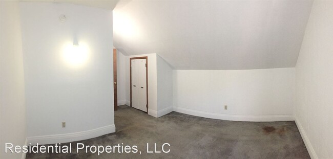 Building Photo - 3 br, 1.5 bath House - 820 North Avenue